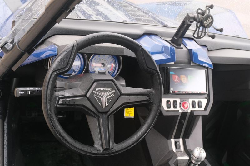 2017 Polaris SLINGSHOT SL NAVY BLUE Image 13