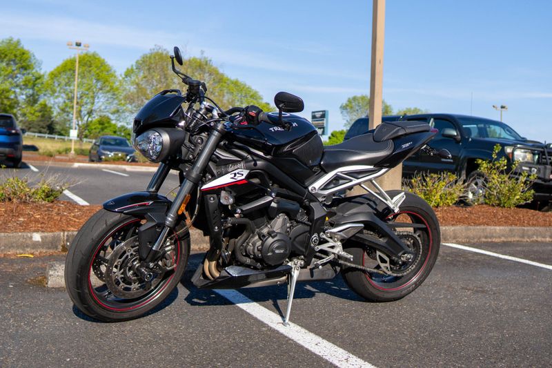 2018 Triumph Street Triple RS 