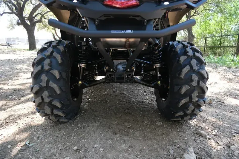 2025 Can-Am OUTLANDER PRO XU HD5 DESERT TANImage 14