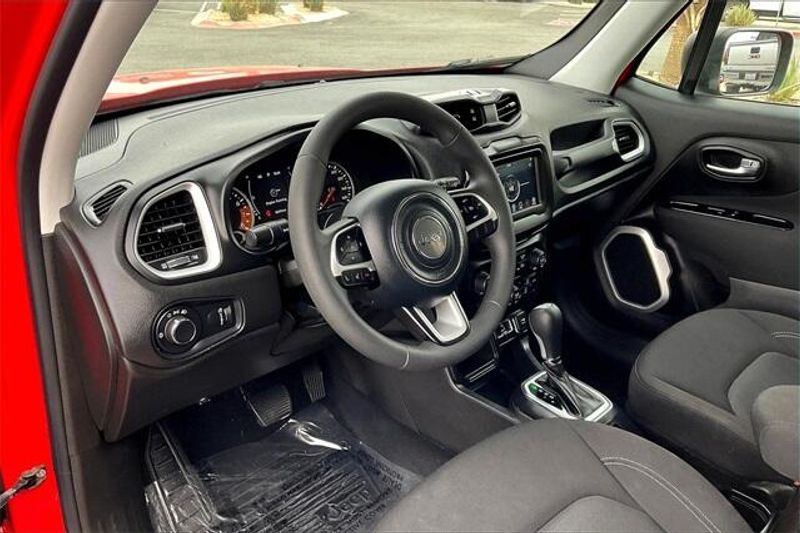 2021 Jeep Renegade SportImage 14