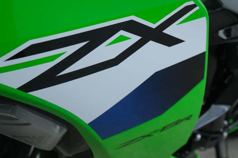 NEW 2026 KAWASAKI NINJA ZX6R ABS Image 17