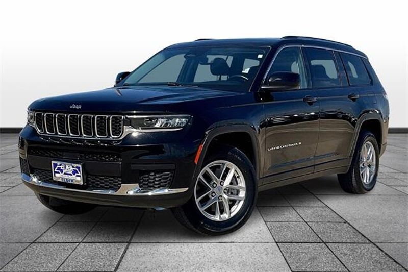 2021 Jeep Grand Cherokee L LaredoImage 2