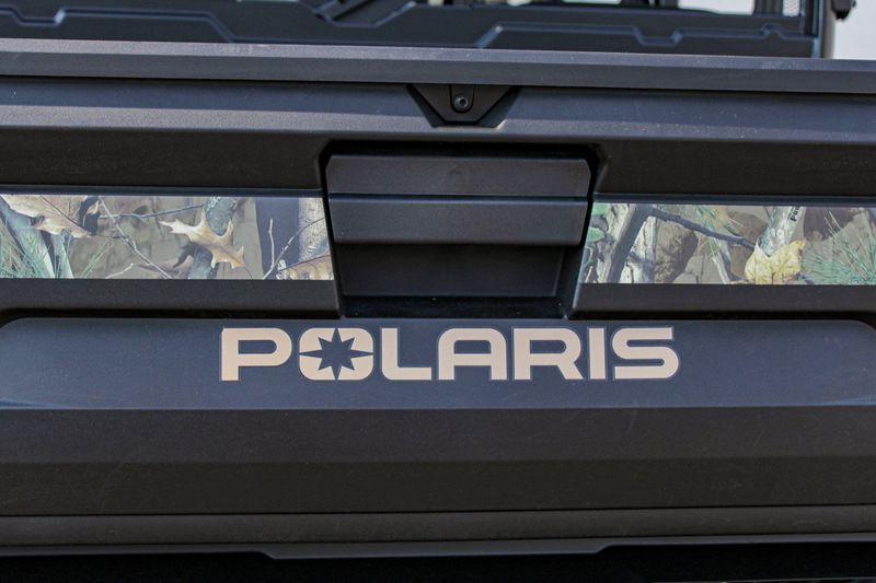 2025 Polaris RANGER CREW XP 1000 PREMIUM PURSUIT CAMOImage 3