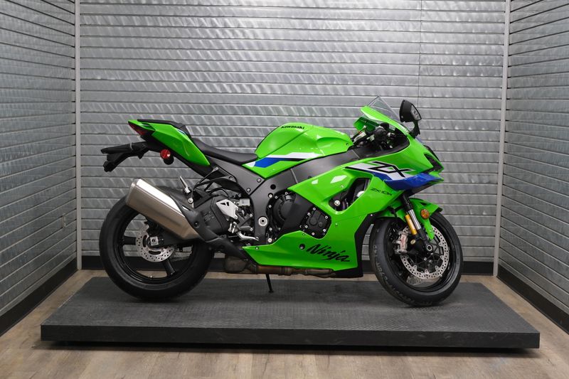 NEW 2026 KAWASAKI NINJA ZX10R ABS Image 2