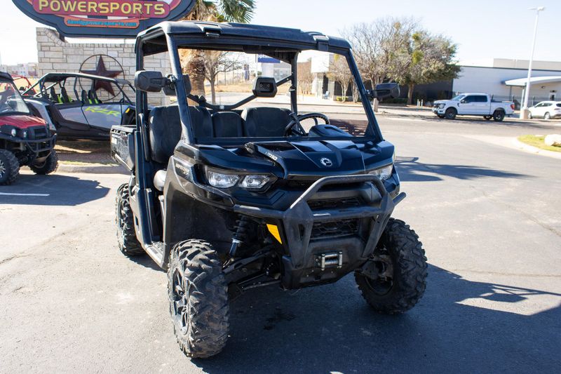 USED 2021 CAN-AM DEFENDER XT HD10 Image 1