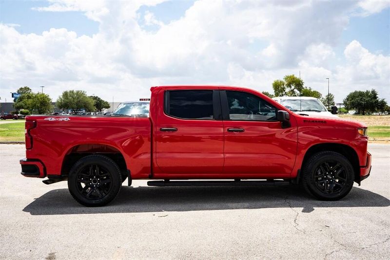 2022 Chevrolet Silverado 1500 Custom photo 5