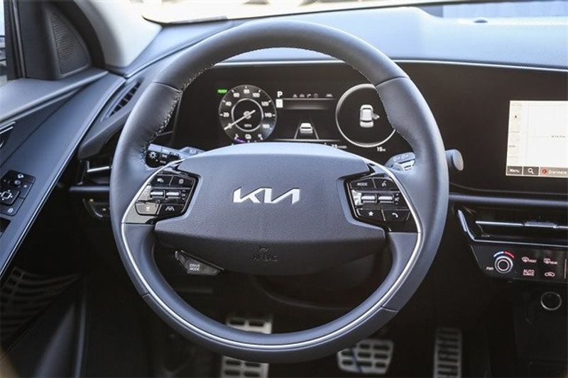 2024 Kia Niro EV WaveImage 8