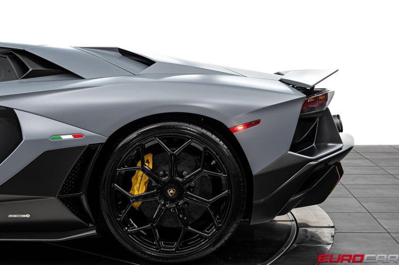 2022 Lamborghini Aventador LP 780-4 Ultimae *HUGE CARBON OPTIONS * FULL PPF*Image 18