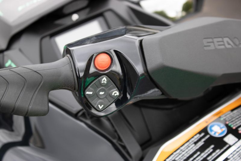 NEW 2026 SEADOO GTI SE 170 WITH SOUND SYSTEM Image 8