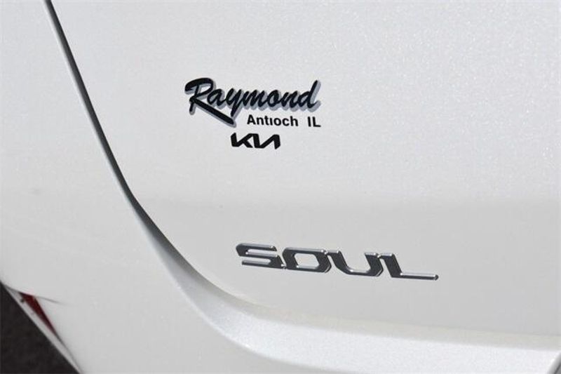 New 2025 Kia Soul LXImage 14