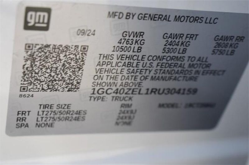 2024 Chevrolet Silverado EV RSTImage 36