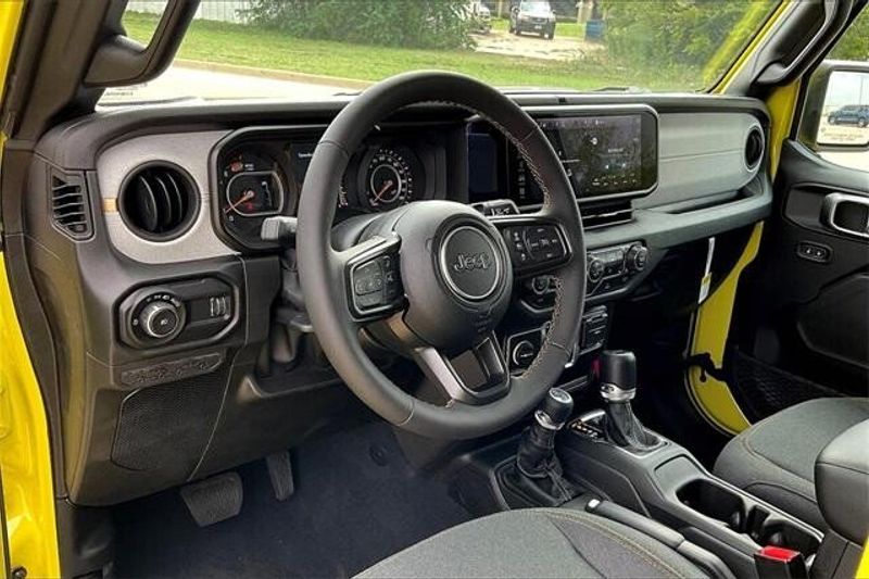 2024 Jeep Wrangler 4-door Sport SImage 10