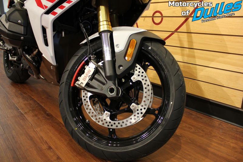 New 2026 BMW R1300RS Image 11