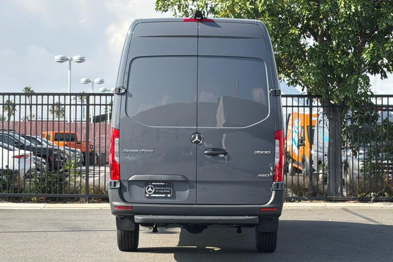 New 2026 Mercedes-Benz Sprinter 2500 Cargo 170 WBImage 5