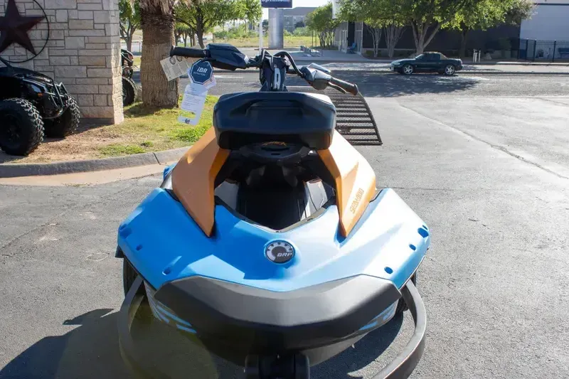 NEW 2026 SEADOO SPARK TRIXX FOR 3 90HP WITH SOUND SYSTEM Image 5