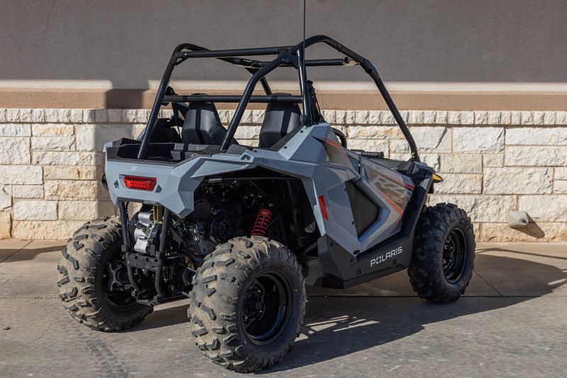 2024 Polaris RZR 200 EFI STORM GRAY Image 3