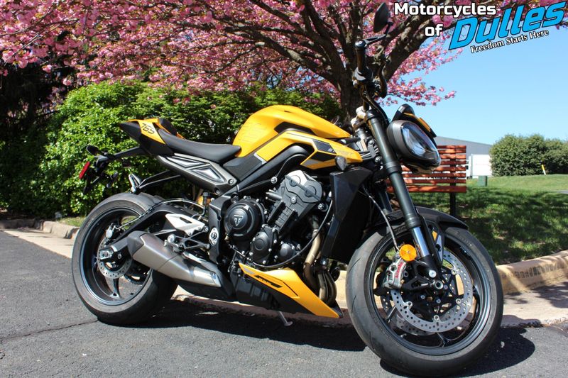 New 2025 Triumph Street Triple 765 RS Image 1