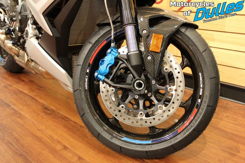 2025 BMW M1000R Image 10