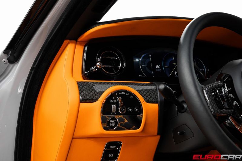 Used 2025 Rolls-Royce Ghost *BESPOKE INTERIOR * DUALITY TWILL SEATS*Image 27
