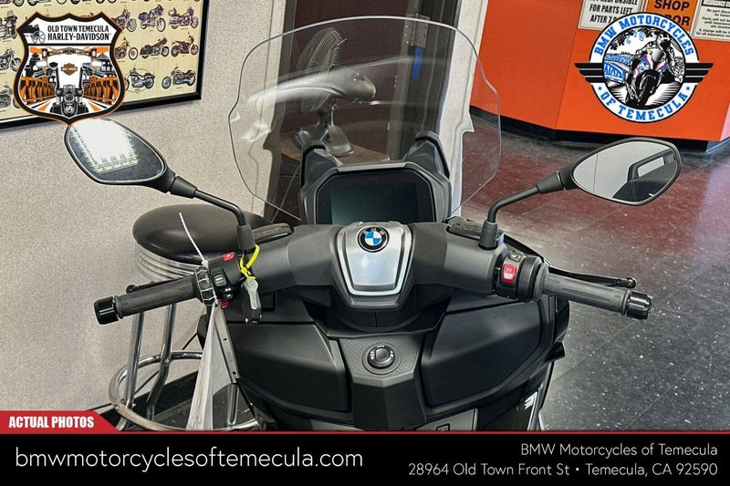 2024 BMW C 400 GTImage 15