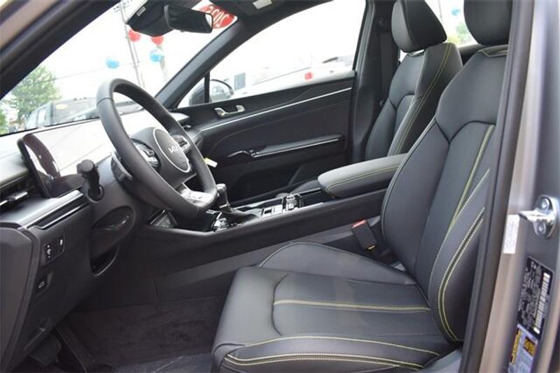2025 Kia K5 GTImage 21