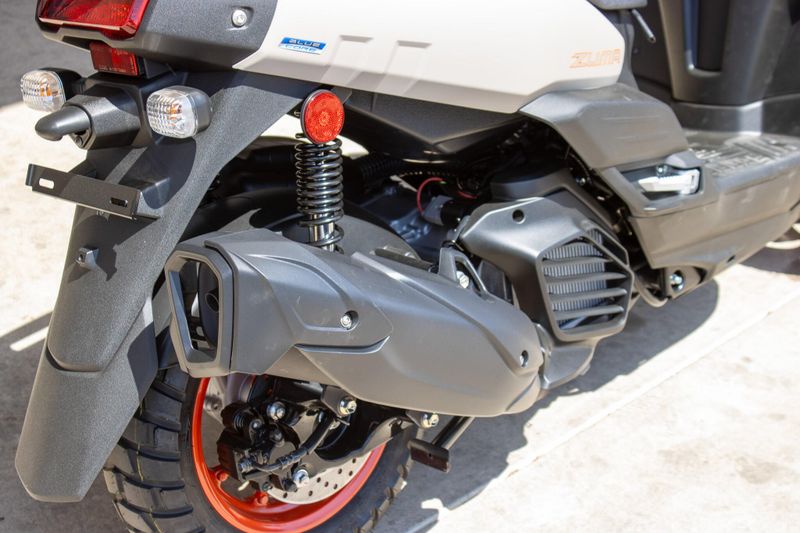 NEW 2026 YAMAHA ZUMA 125 Image 8