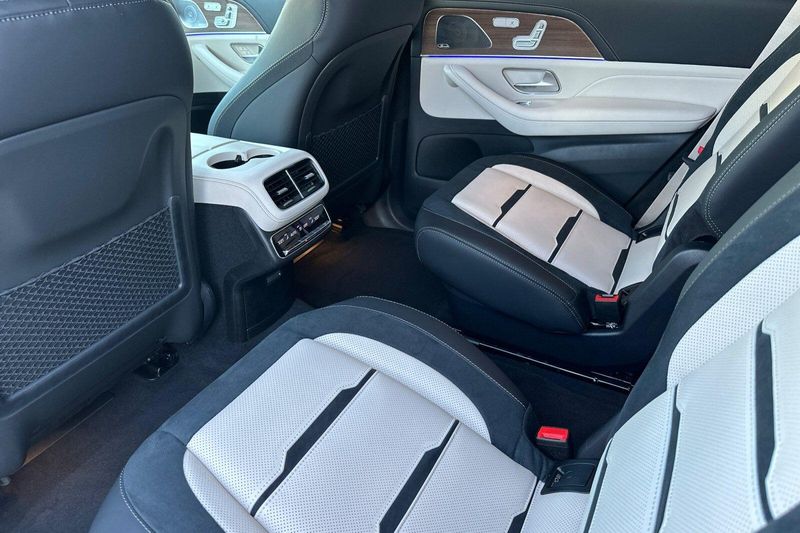 New 2026 Mercedes-Benz GLS 63 AMGImage 10