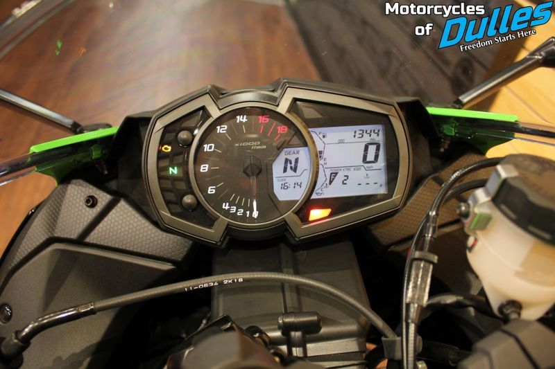 Used 2023 Kawasaki Ninja ZX-6R Image 10