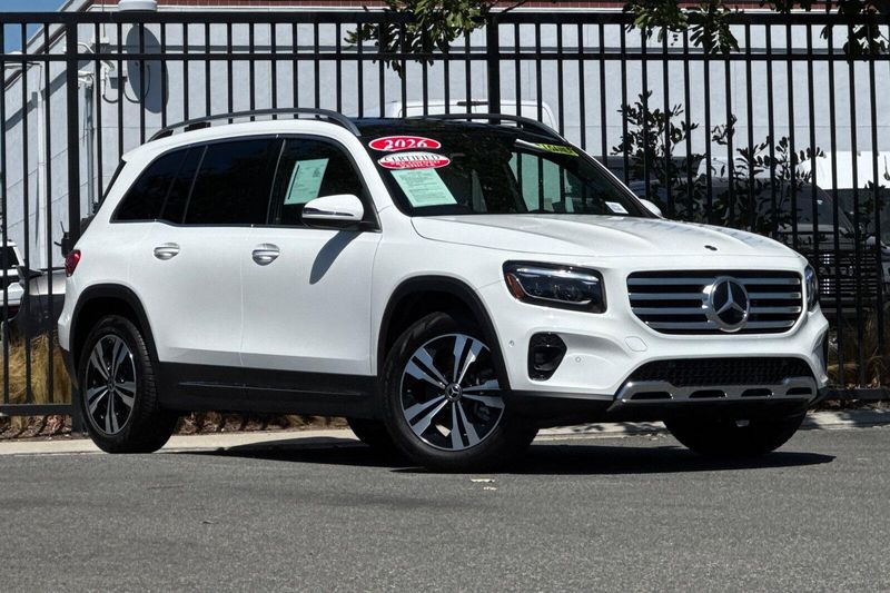 Used 2026 Mercedes-Benz GLB 250Image 2