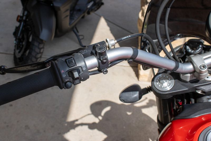 USED 2016 DUCATI SCRAMBLER ICON Image 15