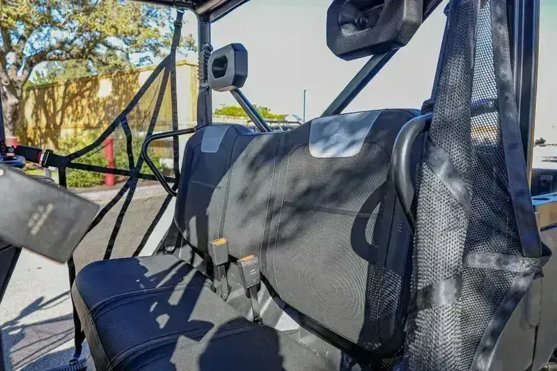 2025 CFMOTO UFORCE 800 XL NEBULA BLACK Image 11