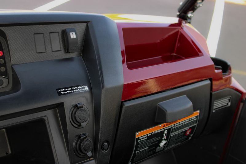 2026 Kawasaki MULE PROFXT 1000 LE PLATINUM RANCH EDITION METALLIC DEEP RED Image 23