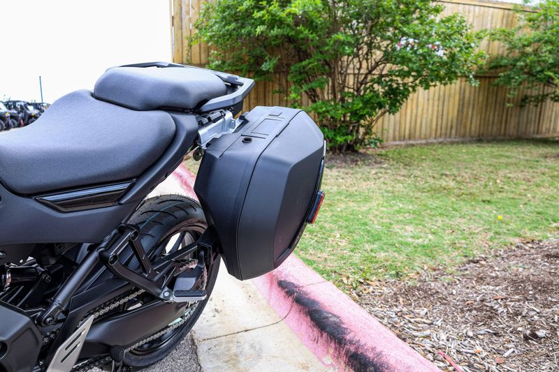 NEW 2025 YAMAHA TRACER 9 Image 6