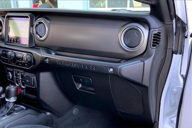 Used 2022 Jeep Wrangler 4xE Unlimited Rubicon 4xeImage 16