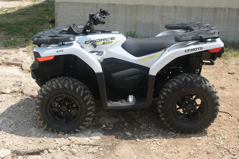 2025 CFMOTO CFORCE 500S PEARL WHITE Image 3