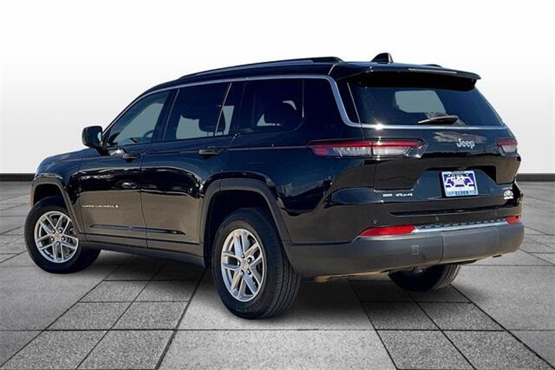 2021 Jeep Grand Cherokee L LaredoImage 12