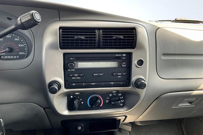 2008 Ford Ranger XLT photo 32