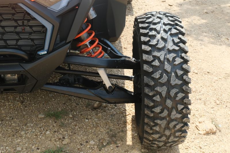 2025 Polaris RZR PRO S 4 PREMIUM ORANGE RUST AND ZENITH BLUE Image 11