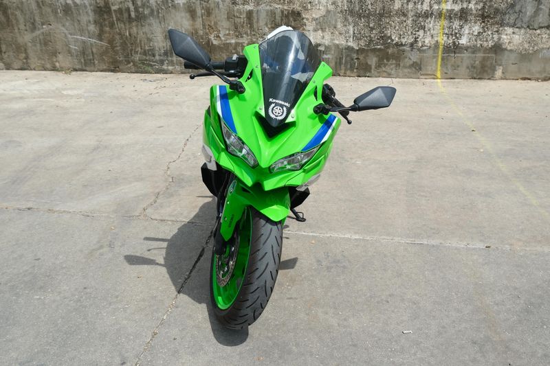 USED 2024 KAWASAKI NINJA ZX4RR ABS Image 8