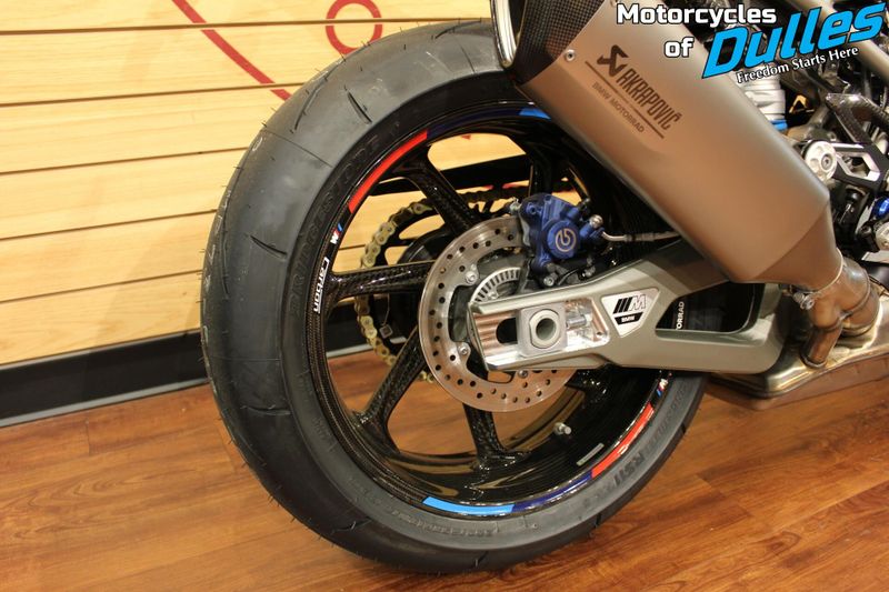 2025 BMW M1000R Image 9