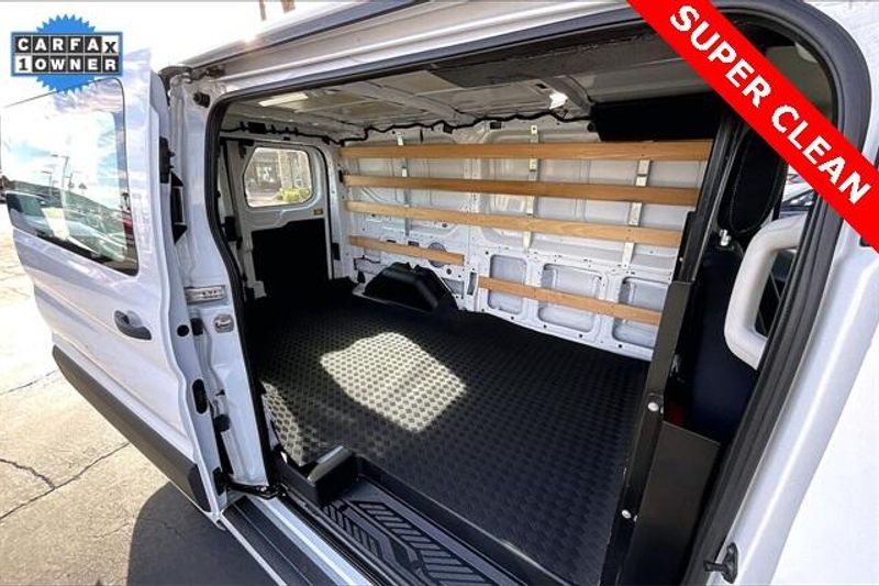 Used 2024 Ford Transit-250 Cargo Van BaseImage 23