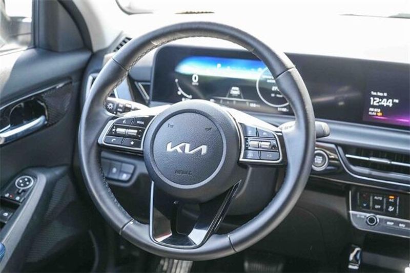 Used 2024 Kia Seltos SImage 16