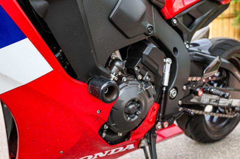 2022 Honda CBR1000RR ABS Image 26