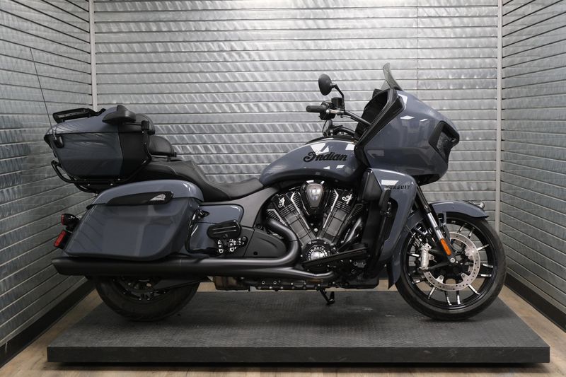 USED 2024 INDIAN MOTORCYCLE PURSUIT DARK HORSE Image 2