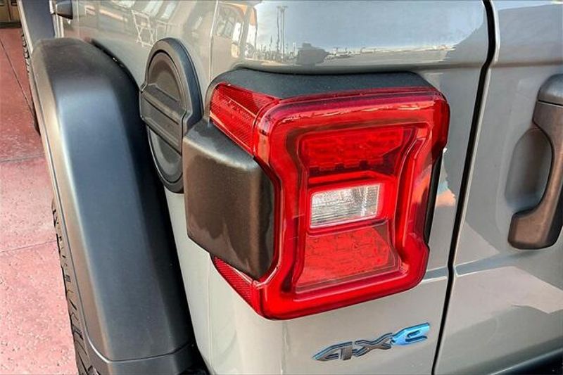 Used 2022 Jeep Wrangler 4xE Unlimited Rubicon 4xeImage 28