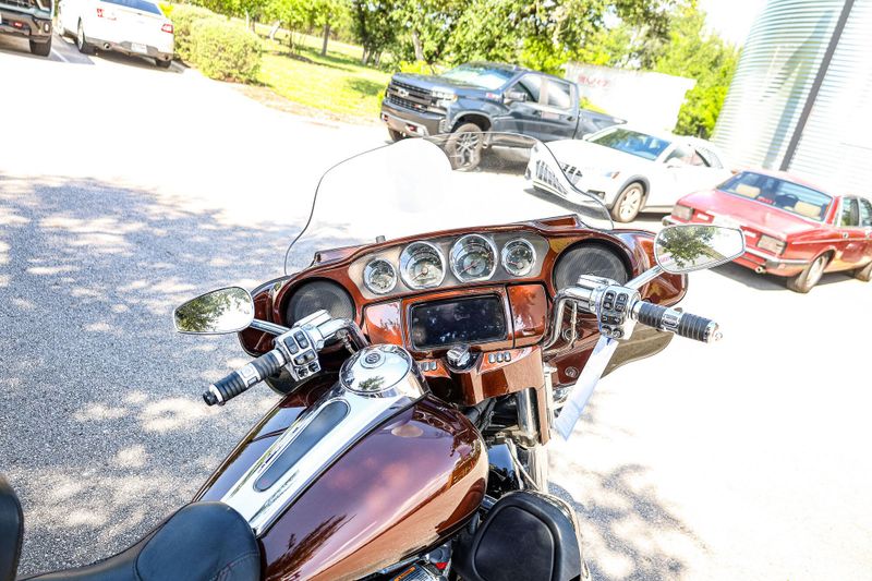 2019 HARLEY LIMITED ELECTRIC GLIDE CVO LIMITED  ROOT BEER Image 24
