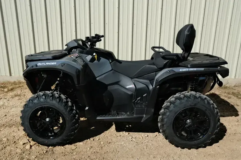 NEW 2026 CAN-AM OUTLANDER MAX DPS 1000R Image 3