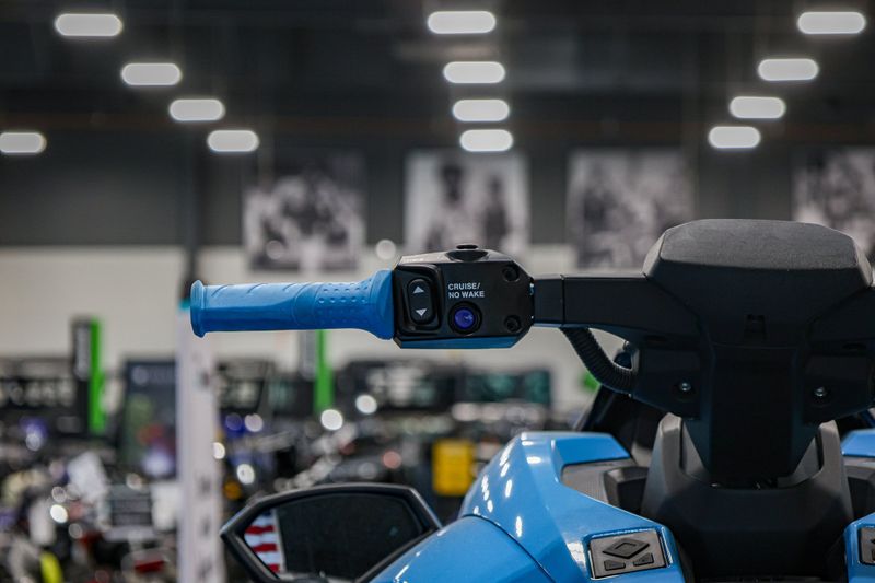 2023 Yamaha GP1800R HO WITH AUDIO SYSTEM AZURE BLUE AND CYAN Image 6