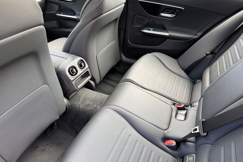 New 2026 Mercedes-Benz C-Class C 300Image 9