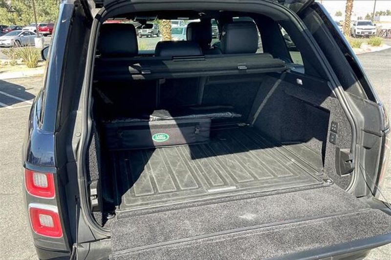 2021 Land Rover Range Rover WestminsterImage 32
